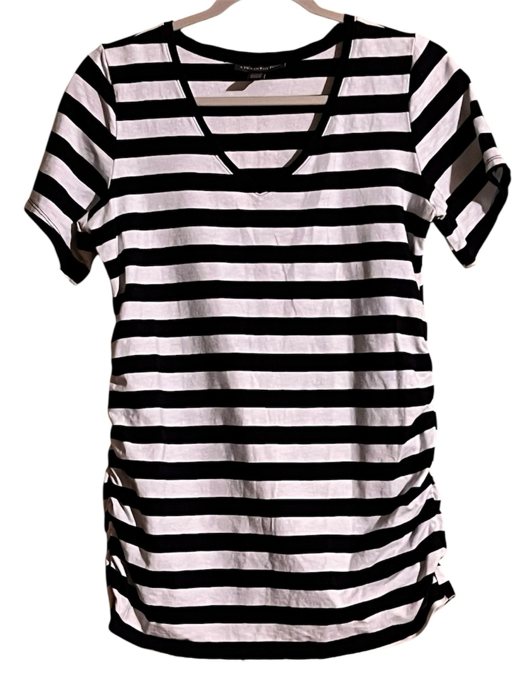 A Pea in the Pod Maternity Top Large Black and White Striped Short Sleeve